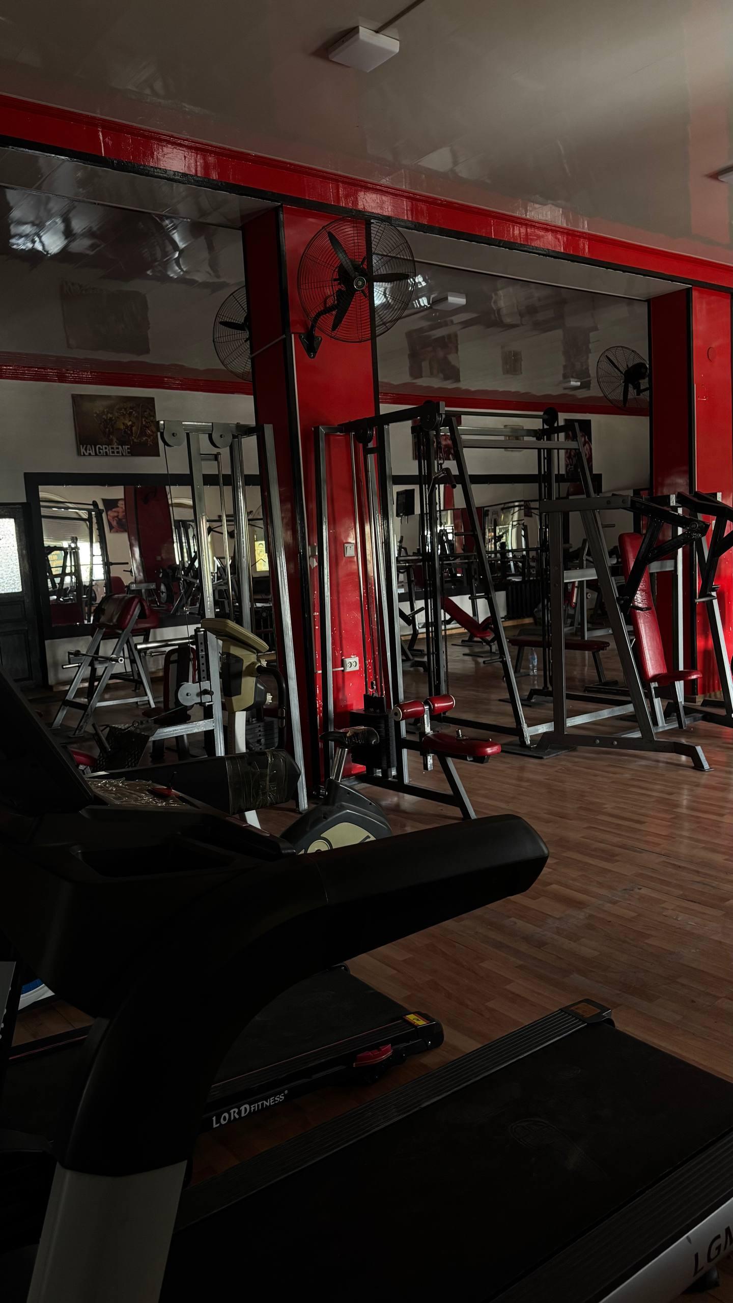 RONNIFIT Fitness Club studio image