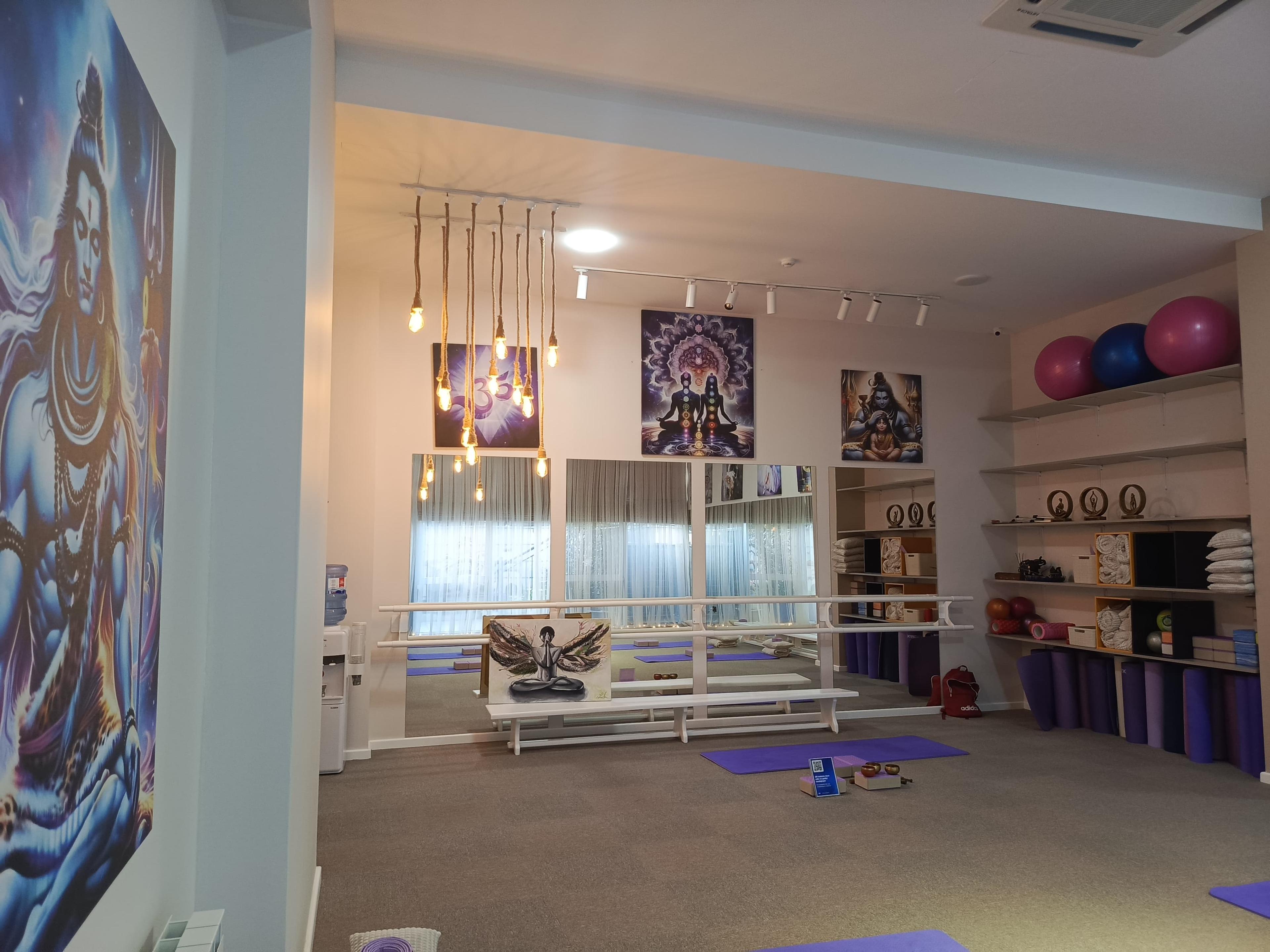 Bloomy Tədris Mərkəzi studio image