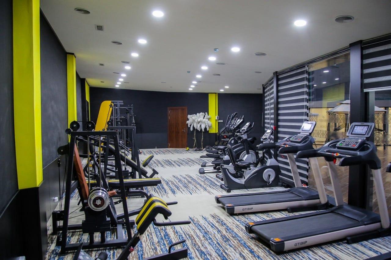 Sahid Zarafshon studio image