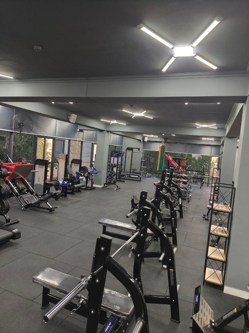 MEN'S GYM studio image