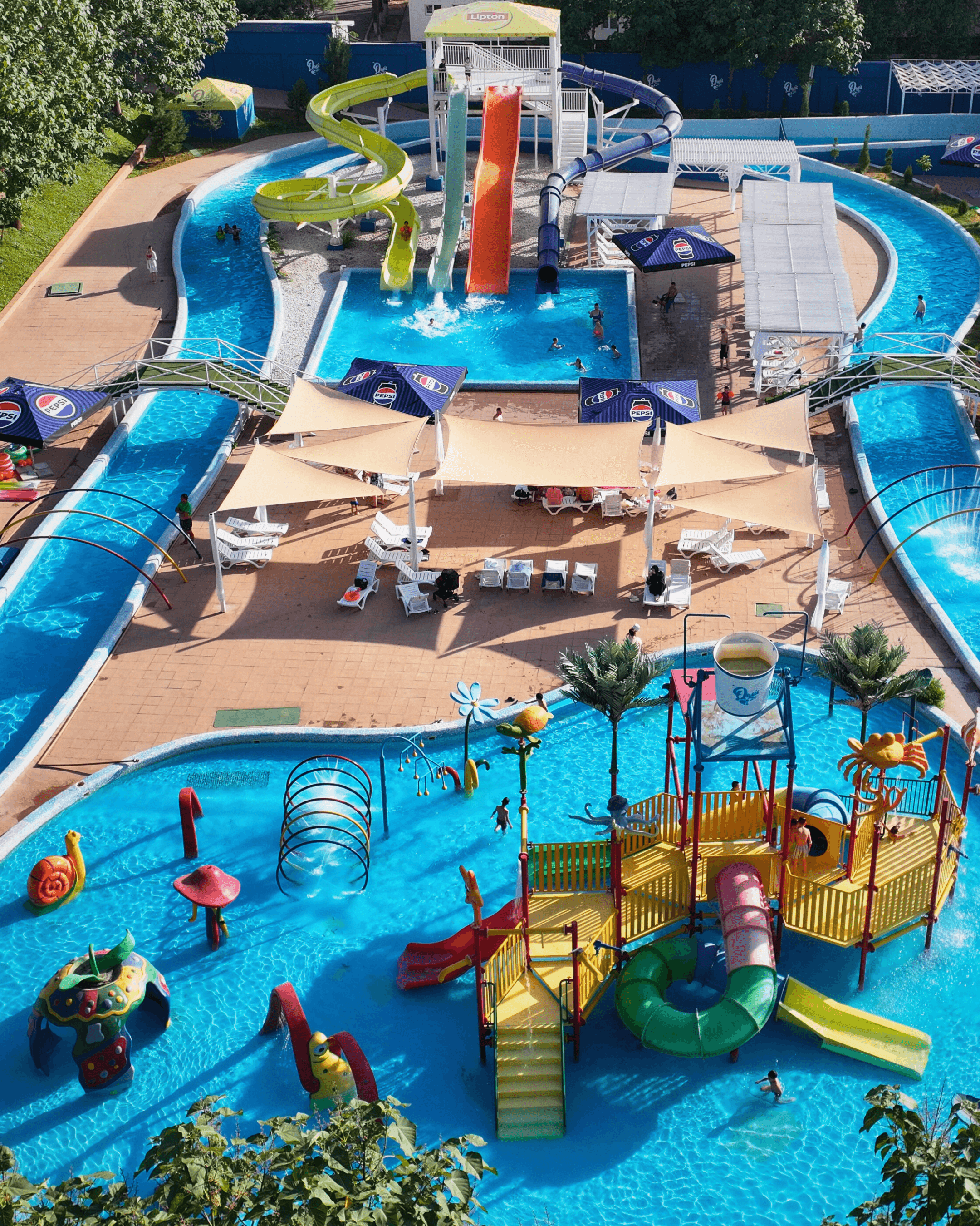 Oasis Aquapark studio image